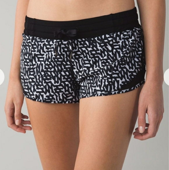 lululemon athletica Pants - Lululemon Hotty Hot Short